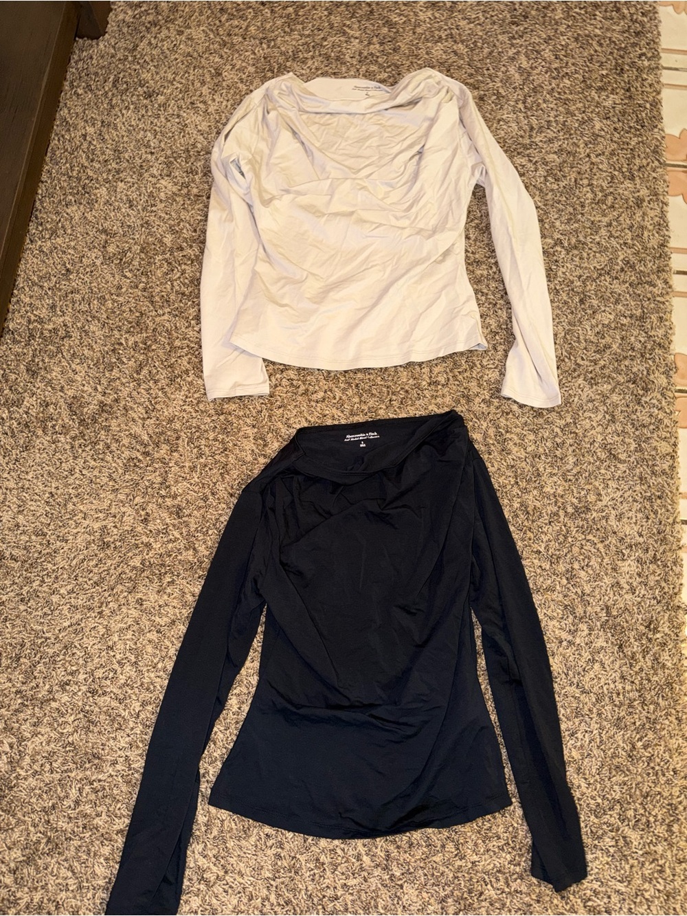 Abercrombie & fitch White & Black Long Sleeve Scoop Neck Tops